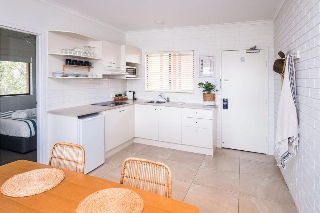 Mollymook Seascape Motel And Apartments (Adults Only) Eksteriør billede